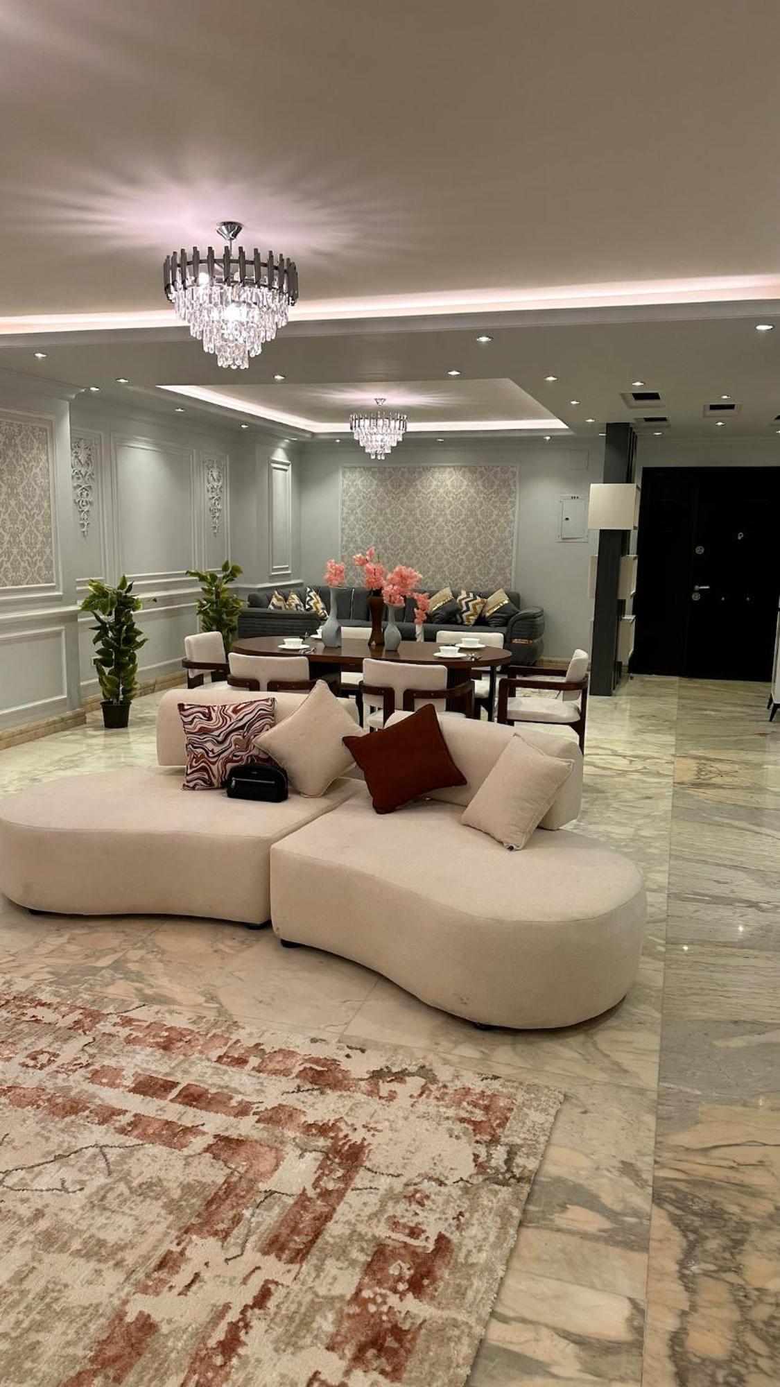 Apartment Giza Royale 3br Cairo